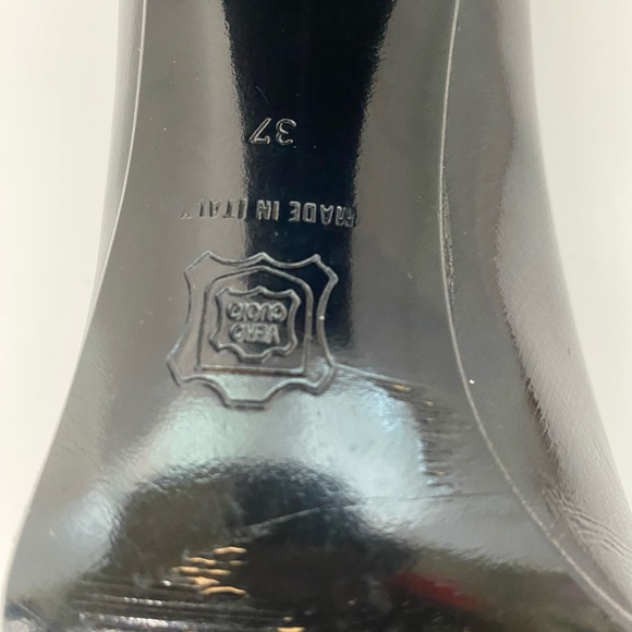 Vintage Gianni  Versace Black Leather Square-Toe Pumps with Medusa Logo -Size 37 - Picture 3 of 7